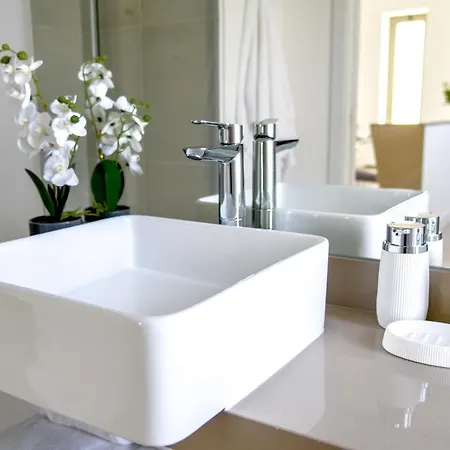 Luxury Oasis Sea View * Portimão