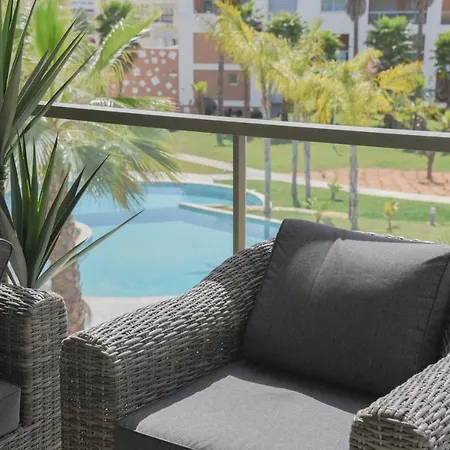 Apartment Luxury Oasis Sea View *